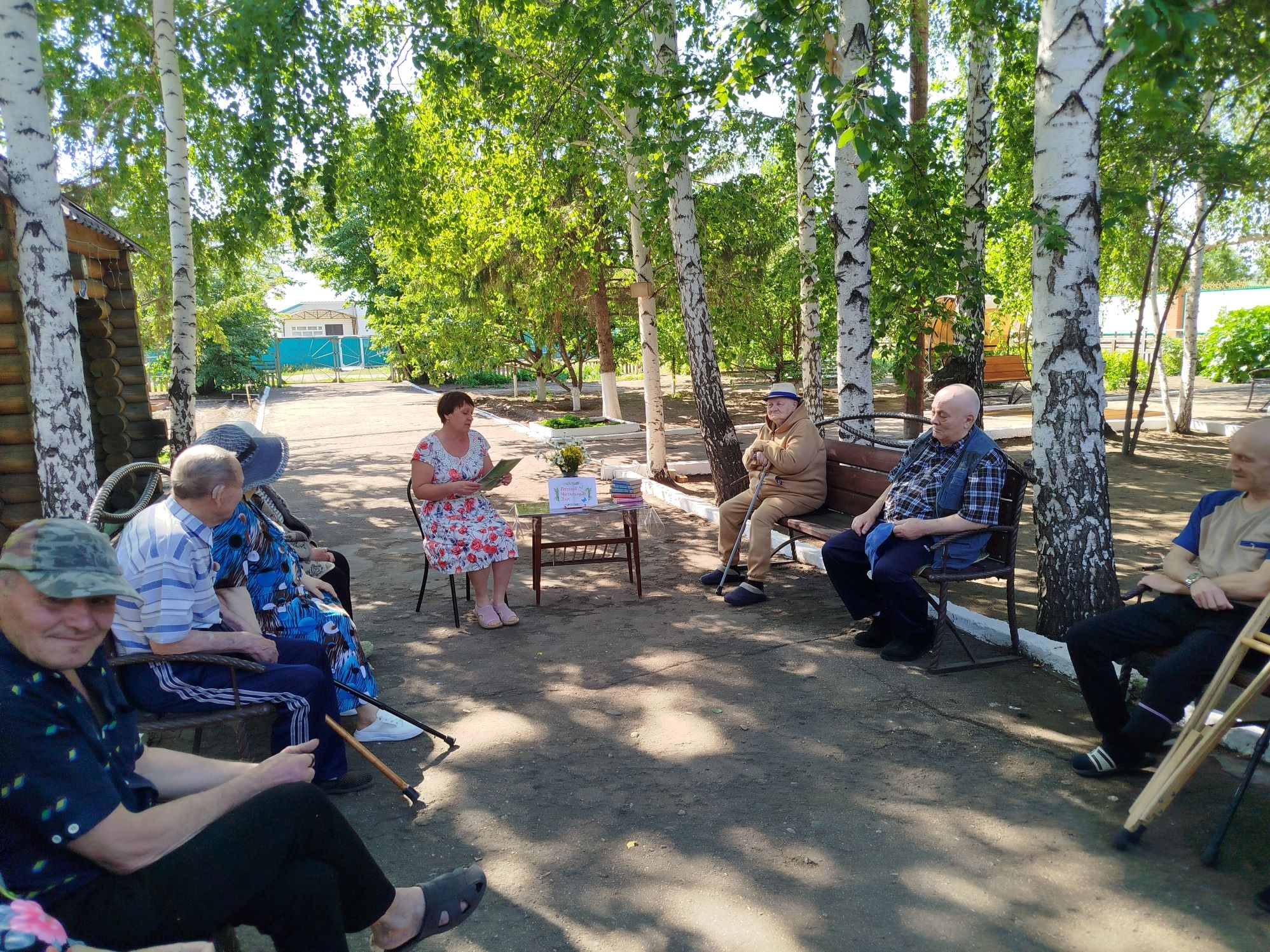 Летняя скамейка