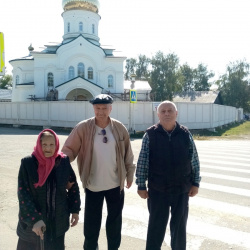 Прогулка у новой церкви